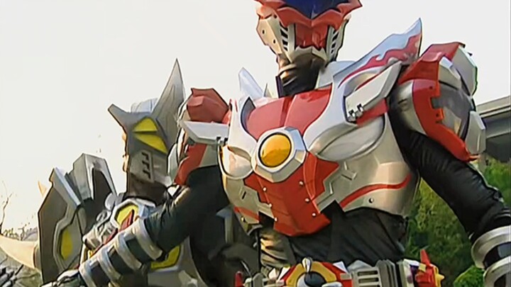 The Snow Mastiff armor was almost destroyed, but Xin Nan stopped it in time