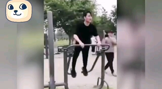Warga negara yang antusias, Tuan Jackson Wang!