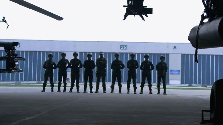 [Potret Grup Fire Phoenix] Ran Xiang sangat keren dalam adegan pertarungan! ! !