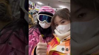MAIN SKI DI KOREA YUHUUU🎿⛷️ #shorts #ErikaRichardo