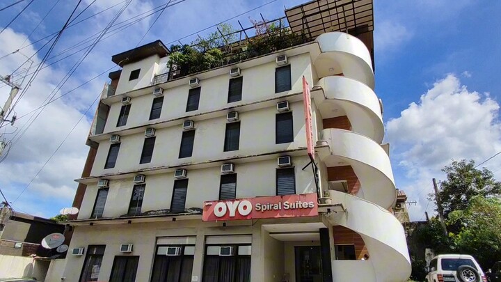 Spiral Suites Hotel
