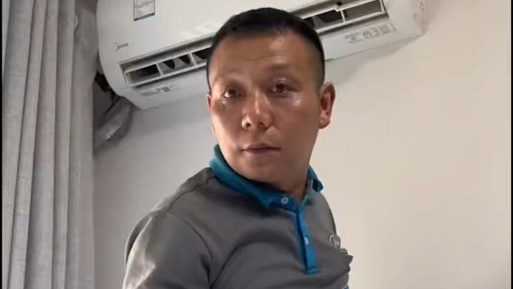 Chính xác thì một bậc thầy làm nghề gì để kiếm sống? Vì bạn hỏi thật lòng, nên tôi sẽ trả lời!