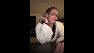 شاركت Doja Cat أحدث بث مباشر لها مع أغنيتها الجديدة "Acts Of Service"