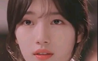 One of the four most beautiful girls in South Korea, Bae Suzy, the nation's first love, has an amazi