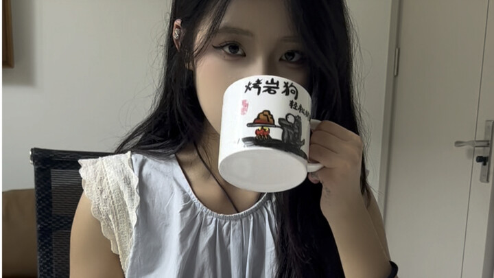 Adikku tak bisa menebak isi hatiku...