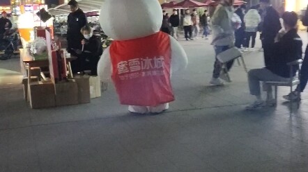 超喜欢雪王的