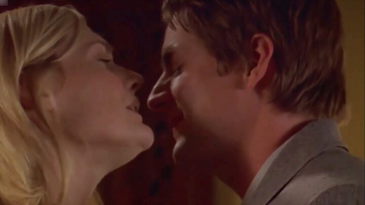 QAF｜You blond beauties know how to control Brian, especially the number three boss.