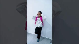 SHK - Vì Sao Cô Bé Luôn Bị Phạt Vì Đi Học Muộn? - Little Girl Punished For? #shorts #sad #story