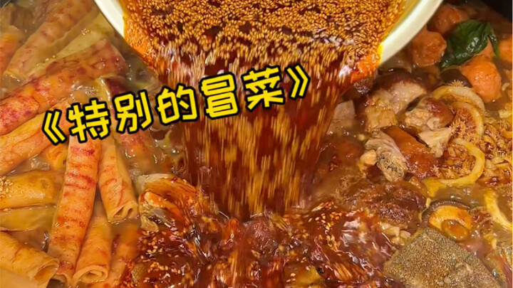 当北京烤鸭和四川冒菜在东北大铁锅里相遇时 那真是香蒙圈了