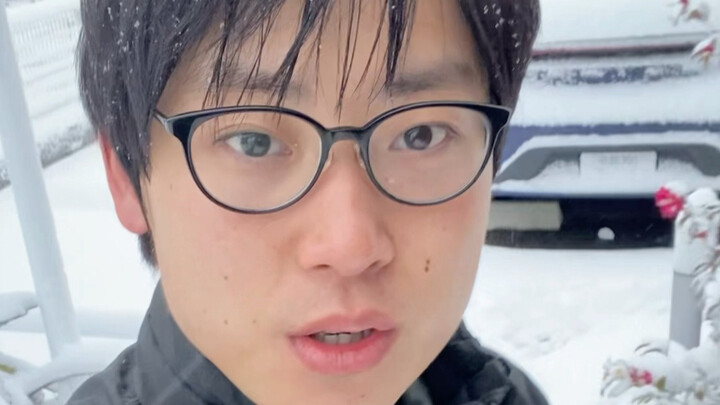 ĐM, thời tiết thế này mà vẫn phải đi làm à?