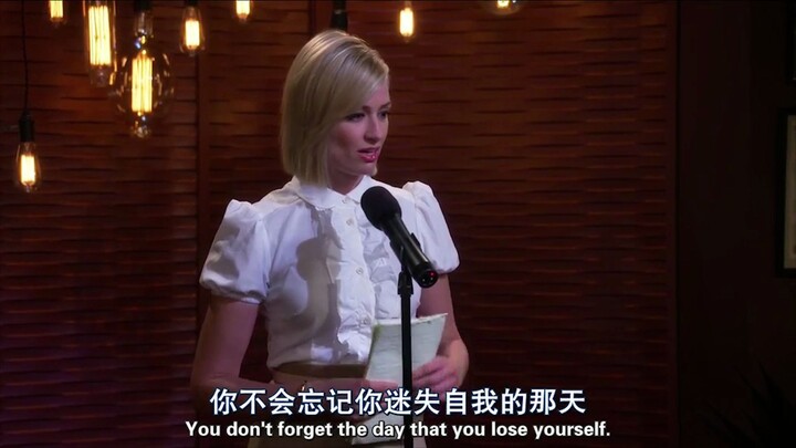《破产姐妹》由奢入俭难啊，卡洛琳真的真的真的很棒！