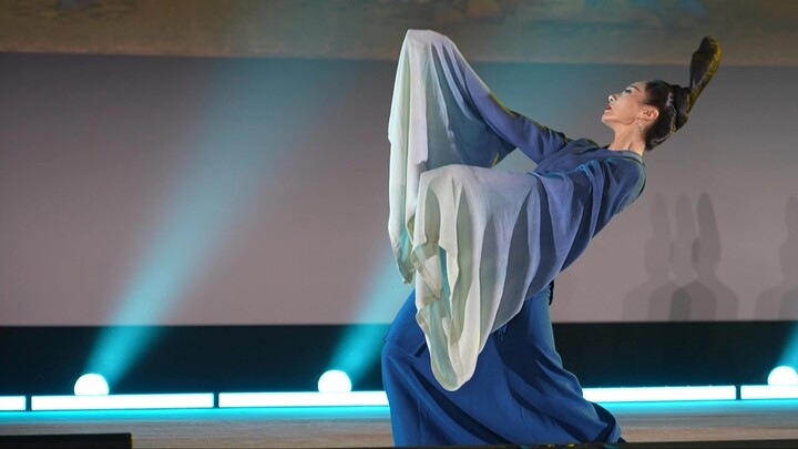 ภาพยนตร์เรื่อง "Only Green" รอบปฐมทัศน์โลกจัดขึ้นที่มหาวิทยาลัยปักกิ่ง