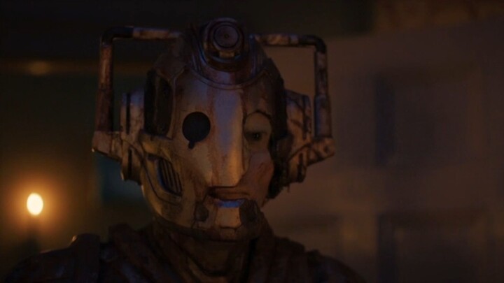 Cybermen action in: 'The Haunting of Villa Diodati' (2020)