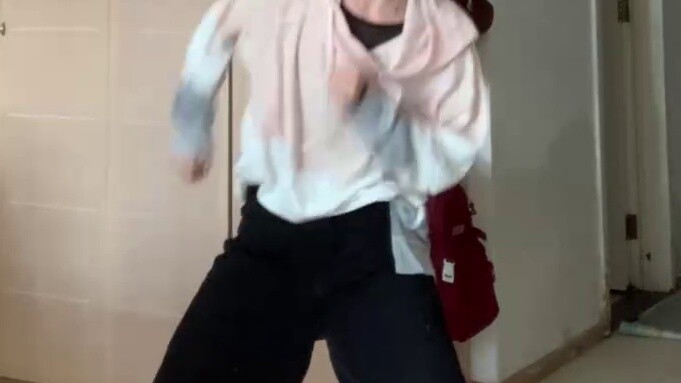 『Crazy Spider』 Spider Amber sedang online! (ง'-̀'́)ง