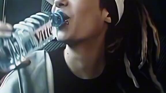 tom kaulitz short video