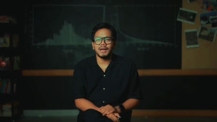 keterkaitan kekayaan,kepintaran dan keberuntungan.