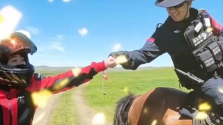 海东青骑警队一点都不高冷诶！被帅惨了！！
