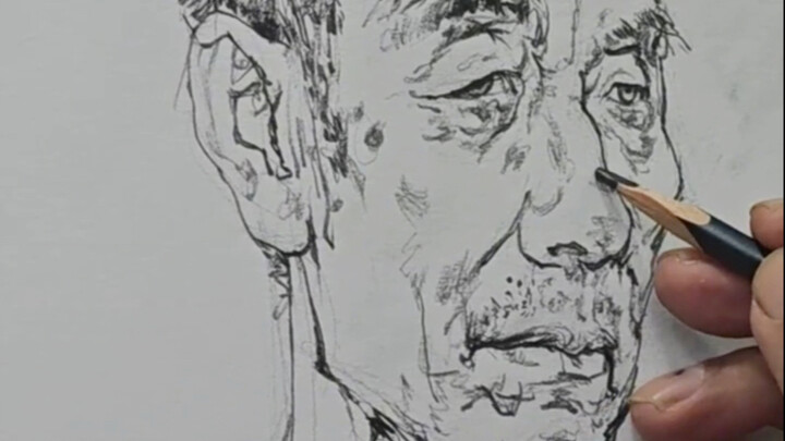Figure sketching by Professor Xu Mo of China Academy of Art