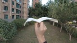 When I was a child, I loved rolling up the wings of paper airplanes. Are you the same? Curl Wing Har