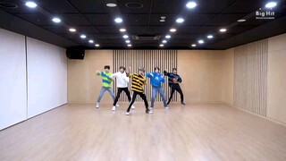 TxT Angel or Devil dance practice