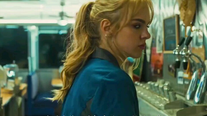 A girl on night duty saw a terrifying scene in the middle of the night.