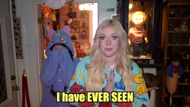 24 Hours overnight in a haunted doll hotel room