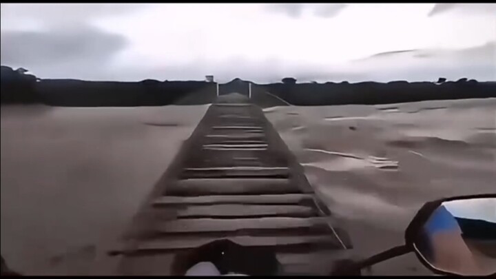 “Bạn đừng nhìn, tôi sợ đấy”