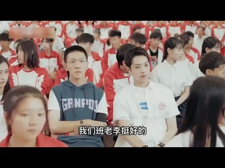 Gadis ini hanya dapat 49 poin, tapi tetap jadi peringkat satu di kelas!