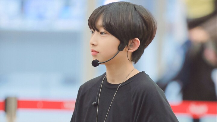 190406 South Korea COEX roadshow Zeyu dalladalla cover