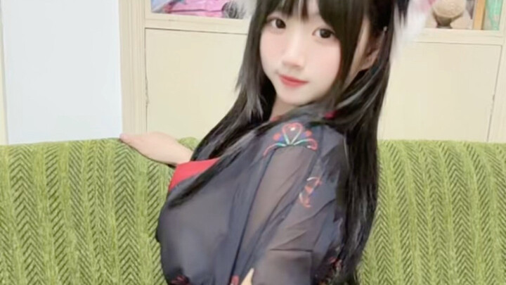 ألم تقل إنك ستحميني؟ فلماذا جعلتِ غرّتي مائلة هكذا؟