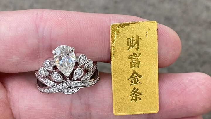 Do diamonds really have value?