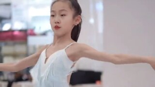 การแสดงชั้นเรียนเต้นรำละติน