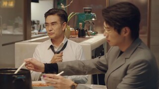 一家三口饭桌谈话，孟宴臣的教养再次体现得淋漓尽致！对阿姨说谢谢，先给爸妈盛汤再给自己盛-35