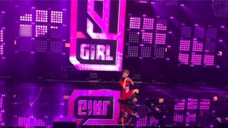 Yu Shuxin loves you in the rehearsal version of Youth With You. She is so cute.