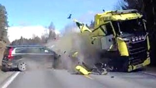 UNBELIEVABLE CRAZY TRUCK & CAR CRASH 2022 | WORK FAILS 2022 | IDIOTS AT WORK 2022