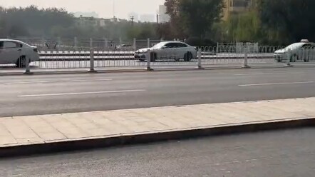 Bốn tài tử truy tìm Thu Hương