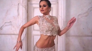 Belly dance dari master Yana Kremneva, membuat orang mabuk kepayang!