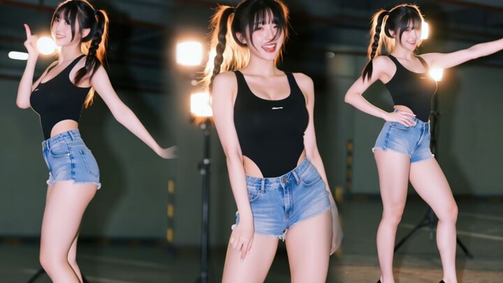 ❤️ Double pigtails and squinty eyes are just too cute! “Gee” — Vertical Video