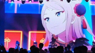 What the hell! Miss and sister sang lovelive "Eutopia", and the people on the stage were bursting!