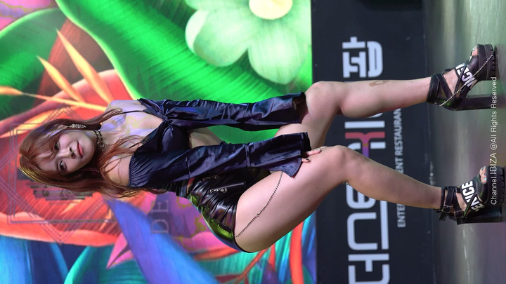 4K性感热舞- DESTINY YOOYEONG翻跳韩国女团Like A Bomb