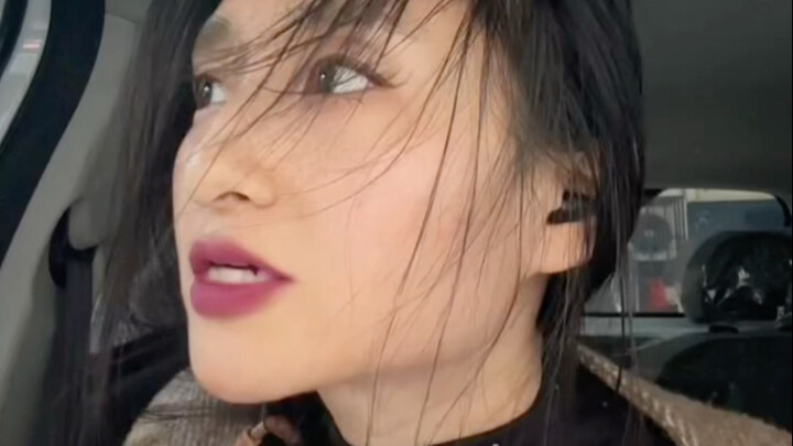 Mom works to earn money and takes care of the kids, and she's not tired at all...