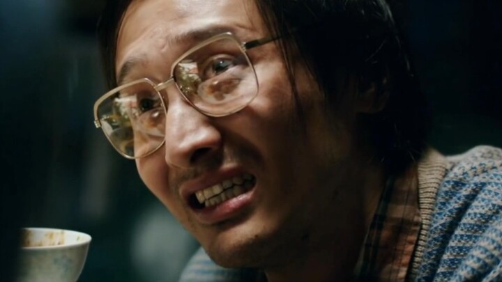 Chỉ cần nhìn một cái là đủ thấy được tài năng diễn xuất của anh, các diễn viên trẻ làm sao có thể so