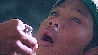 “从表演的角度看，这小孩的演技是大师级的！”