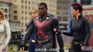 【cw无限地球危机】超人：最近健身少了，撸串有点多，拉跨了