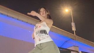 MEOVV's dancebreak will never make people regret HANDS UP