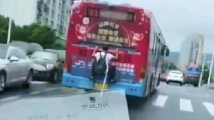 What a waste of time to squeeze into a bus!