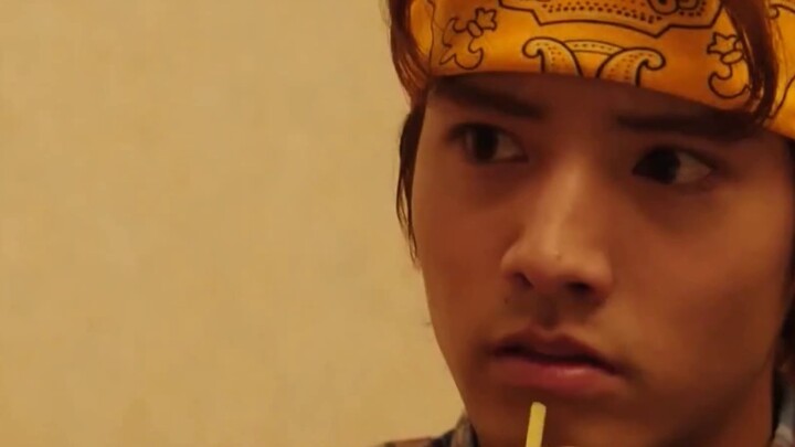 [ตลกแอมเวย์] ดู Kamen Rider Build ยังไงให้เต็มที่
