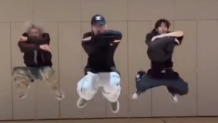 【TWS】ไลฟ์สดเต้นเพลง ON และ dope ของ BTS! แถมยังมี gogo+boywithluv อีกนิดหน่อย [อีคยองมิน ฮันจีฮุน ชเ