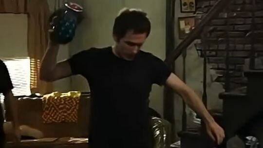 “การแสดงแบบแจกดอกไม้ไม่ได้เรื่อง”