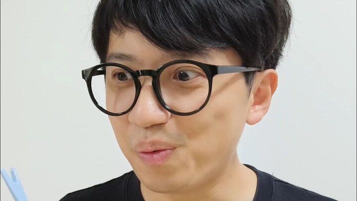 When You’ve Got a Loudmouth by Your Side